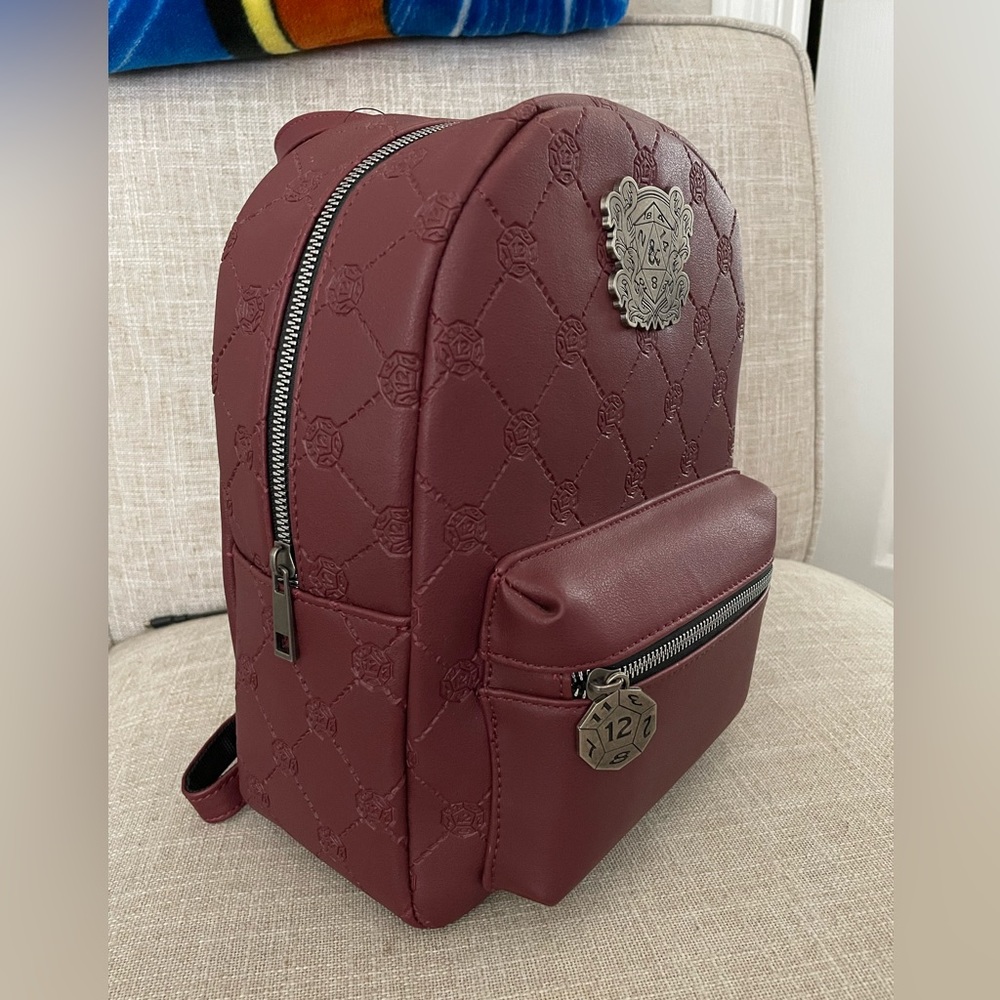 Dungeons and dragons bag